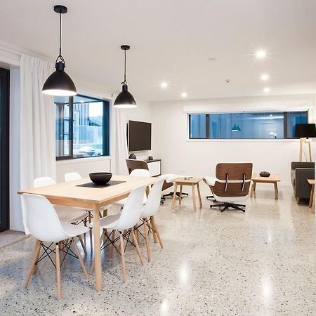 Dungarvon Street Apartments Wanaka Esterno foto